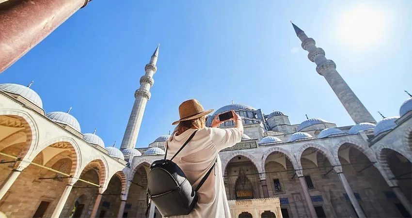 افزایش 3.9درصدی درآمد گردشگری ترکیه در 3 ماهه سوم امسال